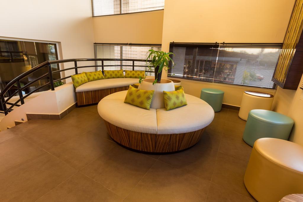 טואמסינה Calypso Hotel מראה חיצוני תמונה
